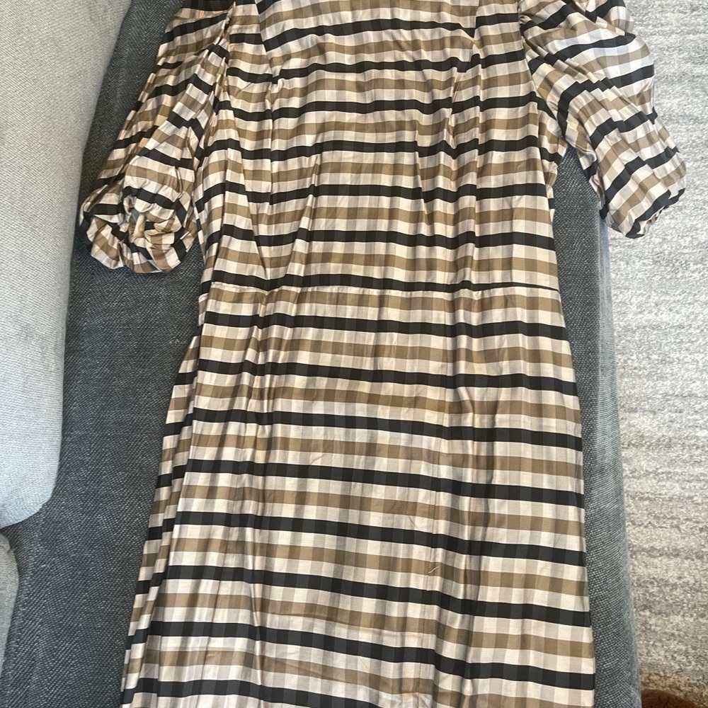 H&M Cream and Black Sheath Dress with Puff Sleeves